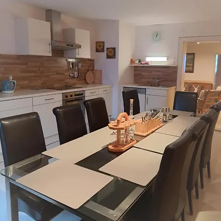 Lindner Apartment Fuegen