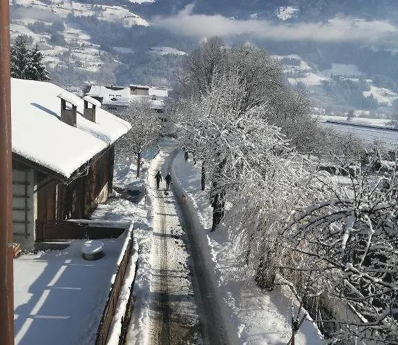 Lindner Διαμέρισμα *